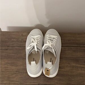 Lucky Brand Sneakers